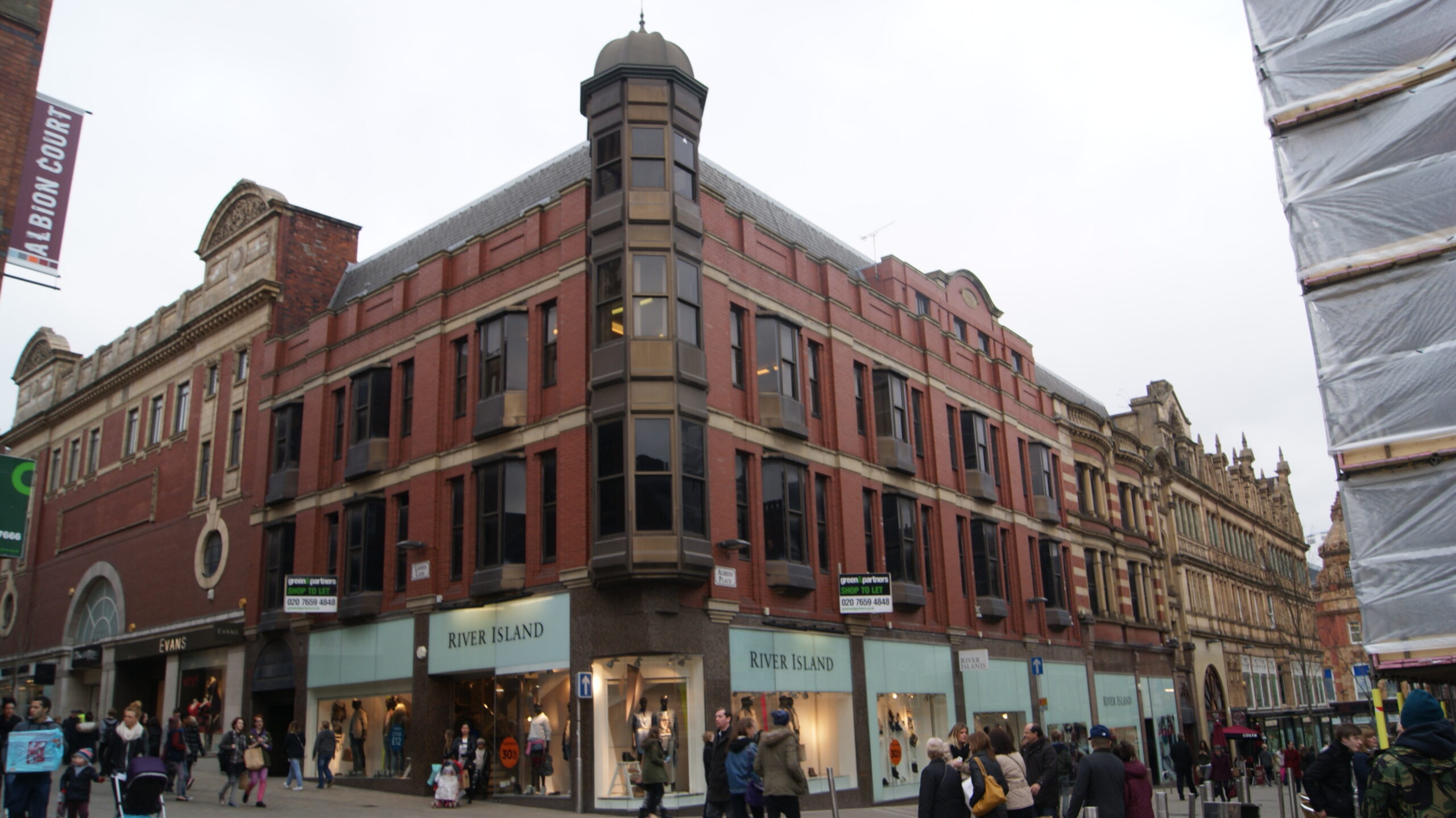 Contemporary rental apartment development in Leeds city centre